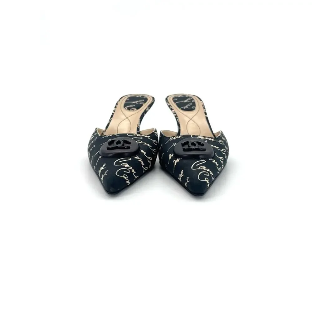 Vintage Chanel 2006 Cruise Script CC Logo Pointed Toe Kitten Heel Mules 38